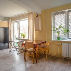 Гостиница Apartamenty Loft78 Zanevsky 39 в Санкт-Петербурге отзывы, цены и фото номеров - забронировать гостиницу Apartamenty Loft78 Zanevsky 39 онлайн Санкт-Петербург комната для гостей фото 2