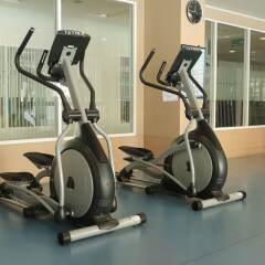 Jasmine Resort Hotel & Serviced Apartment фитнесс-зал фото 3