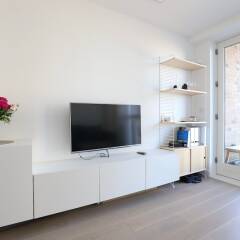 Апартаменты 1 Bedroom Apartment With Balcony in Greenwich комната для гостей фото 5