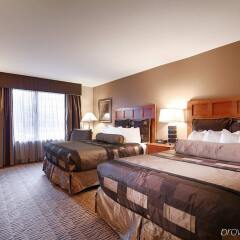 Отель Best Western Plus Bloomington Блумингтон комната для гостей