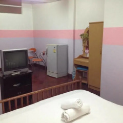 Moom Pon Khlai Hostel & Spa удобства в номере