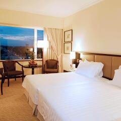 Hotel Equatorial Ho Chi Minh City комната для гостей
