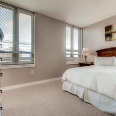 Отель Global Luxury Suites at Woodmont Triangle South США, Бетесда - отзывы, цены и фото номеров - забронировать отель Global Luxury Suites at Woodmont Triangle South онлайн комната для гостей фото 3