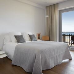 Отель Zurriola Loft Apartment by FeelFree Rentals Испания, Сан-Себастьян - отзывы, цены и фото номеров - забронировать отель Zurriola Loft Apartment by FeelFree Rentals онлайн комната для гостей фото 4