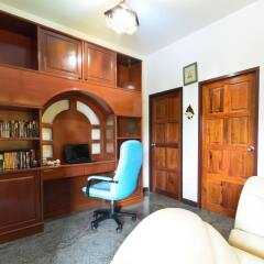 Отель Sananwan Beach B&B интерьер отеля