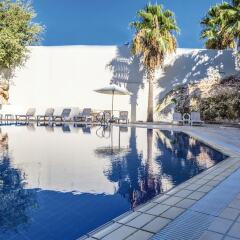 Movenpick Hotel Amman (ex Holiday Inn Amman) бассейн фото 3