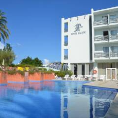 Отель Azuline Hotel Pacific Испания, Сан-Антони-де-Портмань - 2 отзыва об отеле, цены и фото номеров - забронировать отель Azuline Hotel Pacific онлайн бассейн фото 3