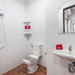 Отель ZEN Rooms Nasa Mansion ванная