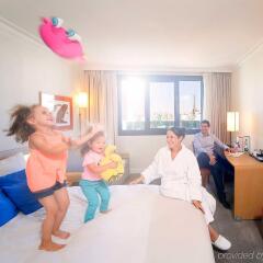 Отель Novotel Paris Vaugirard Montparnasse детские мероприятия фото 2