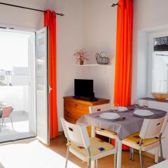 Отель ConilPlus Apartment-Herreria I Испания, Кониль-де-ла-Фронтера - отзывы, цены и фото номеров - забронировать отель ConilPlus Apartment-Herreria I онлайн комната для гостей