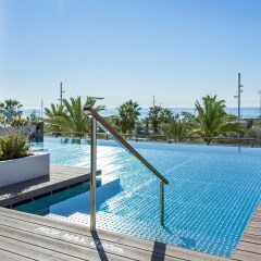 Отель Occidental Atenea Mar - Adults Only бассейн