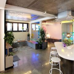 ORBIT Cafe & Guesthouse - Hostel бассейн