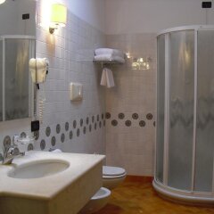 Отель Locanda Al Sole Италия, Кастелло-ди-Годего - отзывы, цены и фото номеров - забронировать отель Locanda Al Sole онлайн ванная