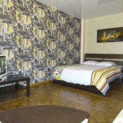 Гостиница ApartPlus в Майкопе отзывы, цены и фото номеров - забронировать гостиницу ApartPlus онлайн Майкоп комната для гостей фото 3