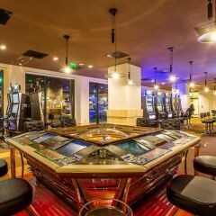 Отель Rila Hotel Borovets Болгария, Боровец - 2 отзыва об отеле, цены и фото номеров - забронировать отель Rila Hotel Borovets онлайн развлечения