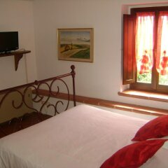 Отель Agriturismo Poggio Di Sotto комната для гостей