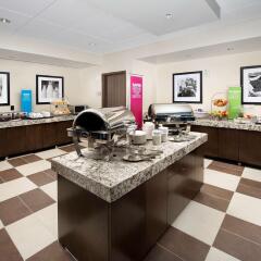 Отель Hampton Inn Washington DC NoMa Union Station питание
