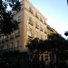 Отель Sidorme Madrid Fuencarral 52 Испания, Мадрид - 1 отзыв об отеле, цены и фото номеров - забронировать отель Sidorme Madrid Fuencarral 52 онлайн вид на фасад