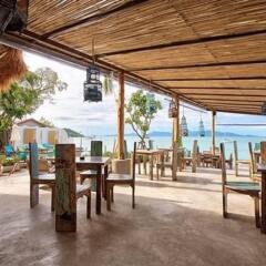 Отель Eden Beach Bungalows Самуи гостиничный бар