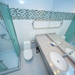 Гостиница Oasis Inn Казахстан, Нур-Султан - 2 отзыва об отеле, цены и фото номеров - забронировать гостиницу Oasis Inn онлайн ванная фото 2