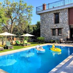 Villa Sunrise by Villamnet Турция, Мугла - отзывы, цены и фото номеров - забронировать отель Villa Sunrise by Villamnet онлайн бассейн