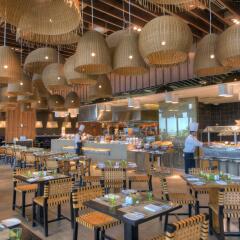 Отель Crowne Plaza Abu Dhabi Yas Island питание