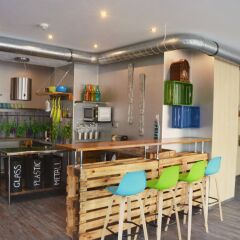 Отель Do Step Inn Central питание