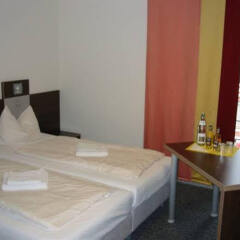 DJH City Hostel комната для гостей фото 3