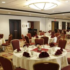 Отель Hampton Inn by Hilton Toronto Airport Corporate Centre Канада, Торонто - отзывы, цены и фото номеров - забронировать отель Hampton Inn by Hilton Toronto Airport Corporate Centre онлайн помещение для мероприятий фото 2