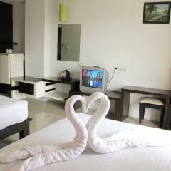 Отель Chatkaew Hill and Residence комната для гостей