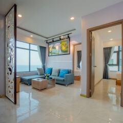 Апартаменты Handy Beachfront Apartment Нячанг комната для гостей фото 2