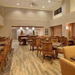 Отель Hampton Inn Ste Minneapolis St Paul Arpt Блумингтон питание