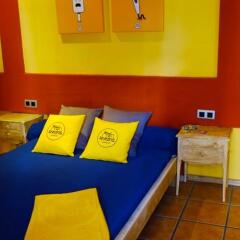 Отель Hostal Ebusitana комната для гостей
