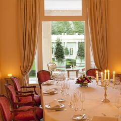 Hotel Le Bristol Paris в номере