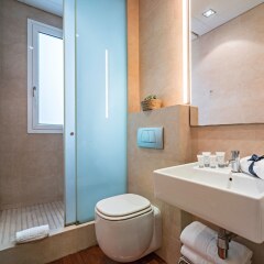 Отель Habitat Apartments Paseo de Gracia Suite Испания, Барселона - отзывы, цены и фото номеров - забронировать отель Habitat Apartments Paseo de Gracia Suite онлайн ванная фото 2