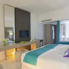King Evelthon Beach Hotel & Resort комната для гостей фото 16