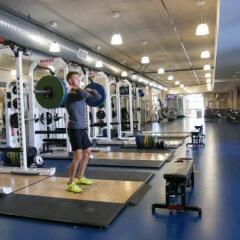 Отель Lodge @ Fortius Sport & Health Канада, Бурнаби - отзывы, цены и фото номеров - забронировать отель Lodge @ Fortius Sport & Health онлайн фитнесс-зал