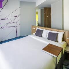 Гостиница Ibis Styles Lviv Center комната для гостей