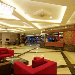 Commodore Elite Suites & Spa Ultra All Inclusive Турция, Сиде - отзывы, цены и фото номеров - забронировать отель Commodore Elite Suites & Spa Ultra All Inclusive онлайн интерьер отеля фото 2
