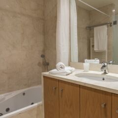 Апартаменты Apt In Lisbon Oriente Duplex Apartments - Parque das Nações ванная