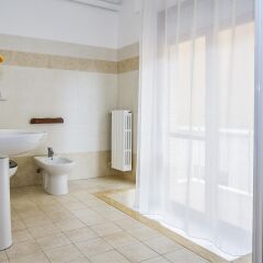 Отель Mamma Sisi B&B Италия, Лечче - отзывы, цены и фото номеров - забронировать отель Mamma Sisi B&B онлайн ванная фото 2