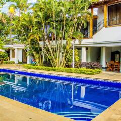 Отель Boutique Villa Casuarianas Колумбия, Кали - отзывы, цены и фото номеров - забронировать отель Boutique Villa Casuarianas онлайн бассейн фото 3