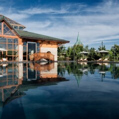 Отель Michlifen Ifrane Suites & Spa бассейн