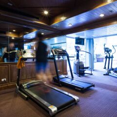 Отель Windsor Suites And Convention Бангкок фитнесс-зал