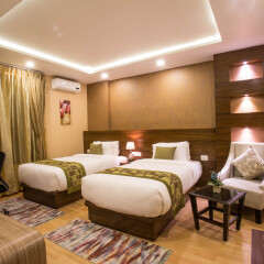 Отель Yatri Suites and Spa, Kathmandu Непал, Катманду - отзывы, цены и фото номеров - забронировать отель Yatri Suites and Spa, Kathmandu онлайн комната для гостей