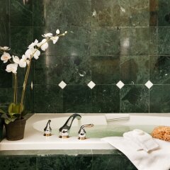 Отель Abigails Hotel Канада, Виктория - отзывы, цены и фото номеров - забронировать отель Abigails Hotel онлайн ванная