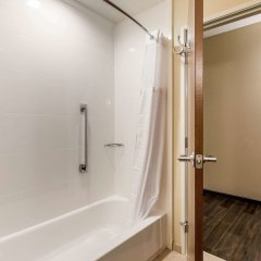 Comfort Suites - South Austin in Austin, United States of America from 157$, photos, reviews - zenhotels.com bathroom