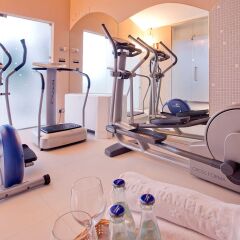 Hotel Serhs Rivoli Rambla фитнесс-зал