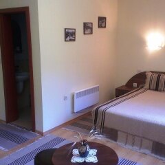 Family Hotel Enica Правец комната для гостей фото 2