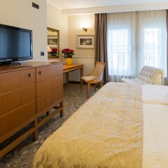 Hotel Sterling Garni комната для гостей